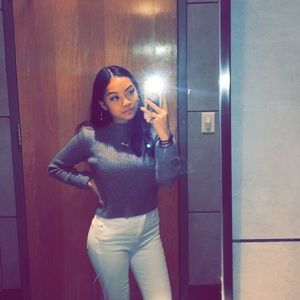 Meet your Posher, Hannah